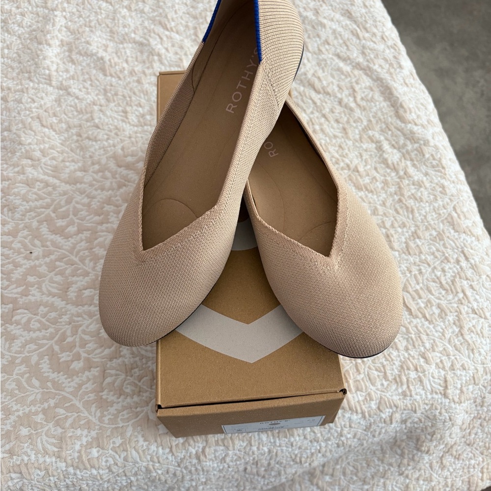 Rothy's Nude/Tan V-Cut Knit Ballet Flats